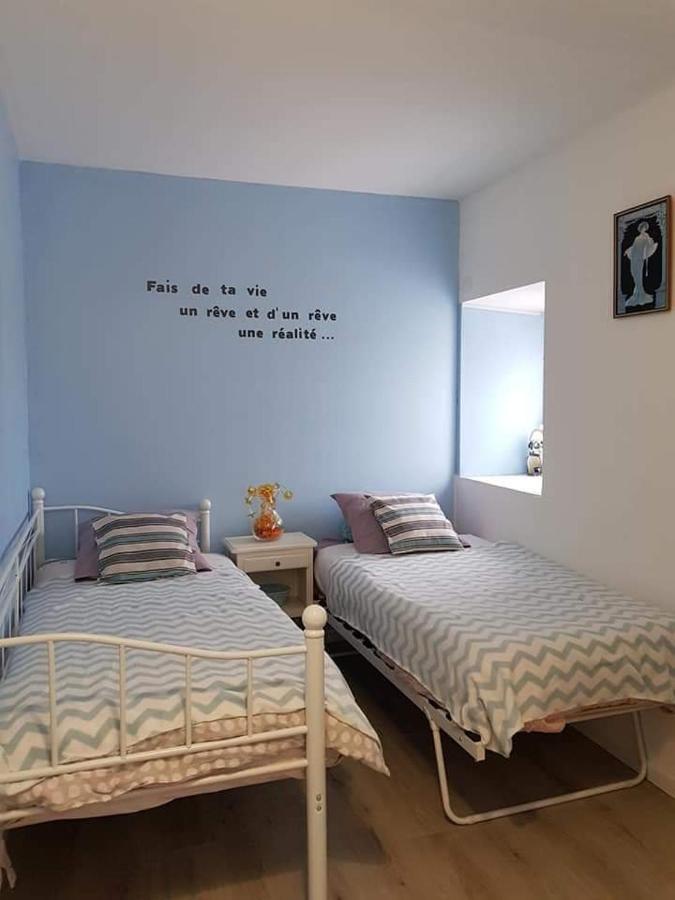 לינה וארוחת בוקר Les Essarts  Chez Val Et Fred 85 מראה חיצוני תמונה